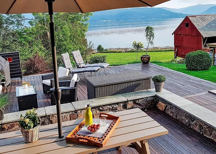Cozy Retreat In Trend-by Traum Hébergement de vacances
